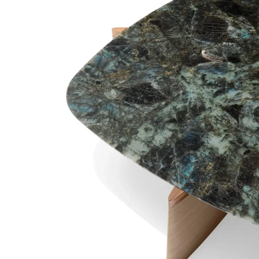 Superior Giorgetti Griffe coffee table in polished marble displaying dark green, blue and gold veining with a satin Canaletto walnut base and pau ferro details