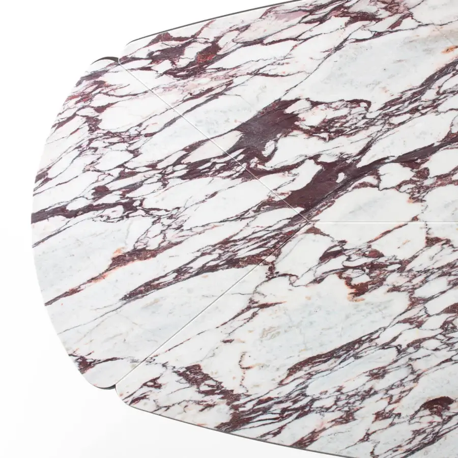Superior Giorgetti Floria lounge table with sculpted form, reddish-brown veined white marble top and refined leather legs