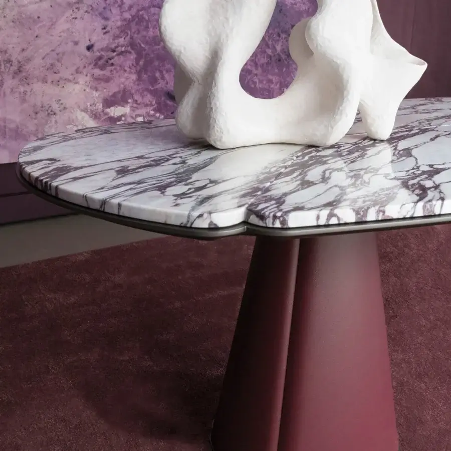 Superior Giorgetti Floria table with a polished marble top exhibiting grey veining and deep burgundy leather base crafted in Italy