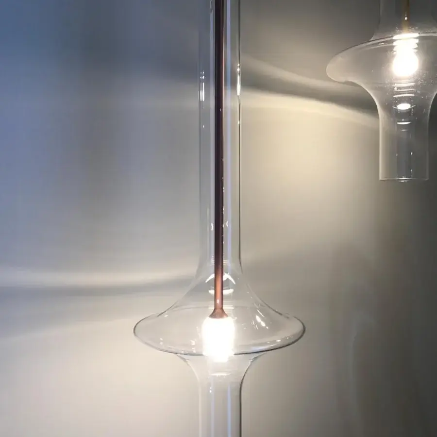 Exceptional Penta Wonder suspension lamp with clear borosilicate glass shade and matt varnished gold metal structure
