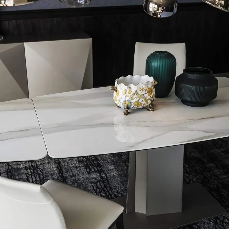 Exceptional Cattelan Italia Duffy Keramik Drive table with glossy Golden Calacatta Marmi ceramic and graphite embossed steel base