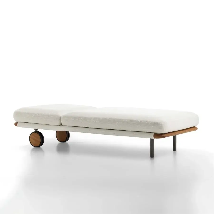 Distinguished Giorgetti Moorea lounger with pewter painter stainless steel structure and painted Teak, upholstered in off-white Open-Air fabric with integrated wheels