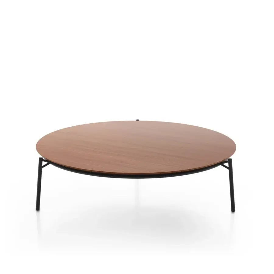 Exceptional MDF Italia Cantle low coffee & side table with Canaletto walnut tabletop and sleek black steel base
