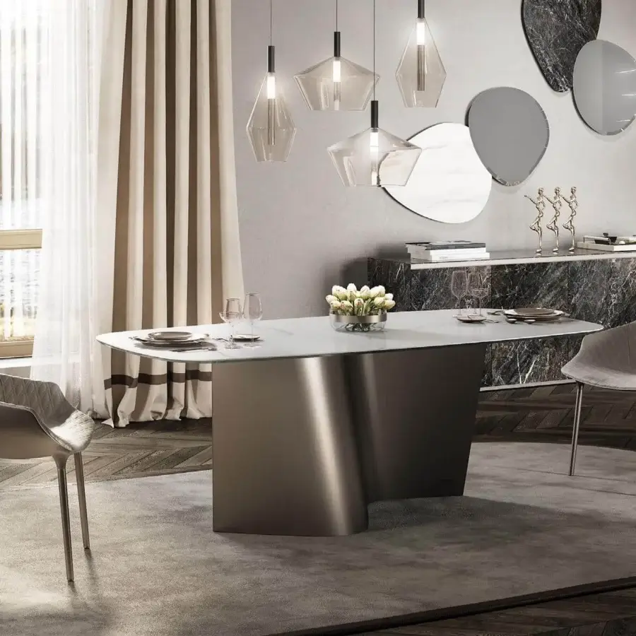 Exceptional Reflex Milady chair with quilted leather seat and shiny Venezia polypropylene shell legs