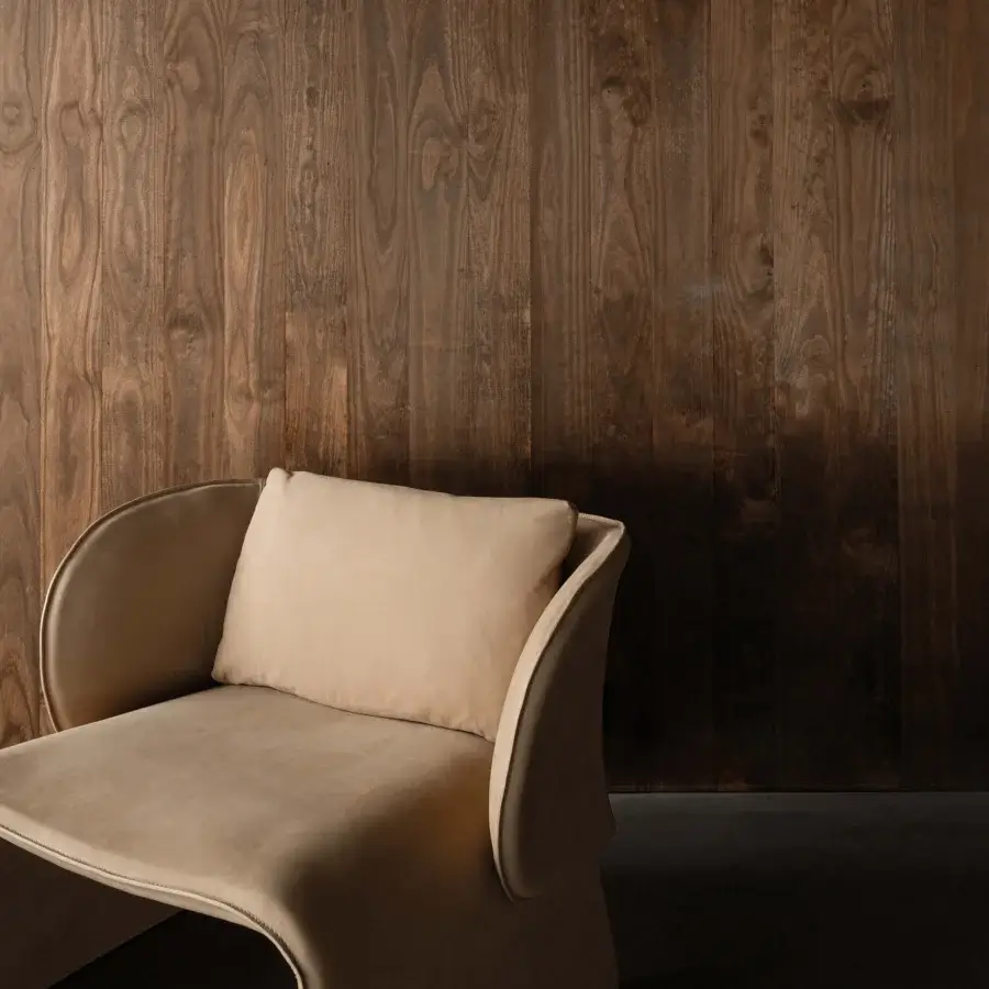 Refined Cierre1972 Knight lounge chair upholstered in smooth beige leather with gently curved lines