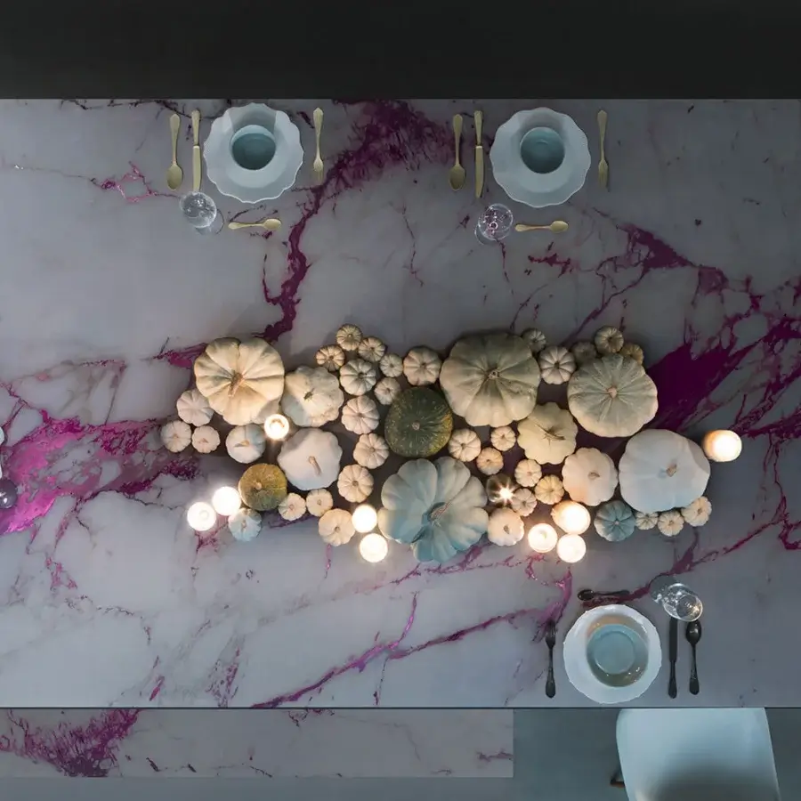 Exceptional Sicis Boston table with light grey Vetrite surface displaying purple and pink veining and reflective finish