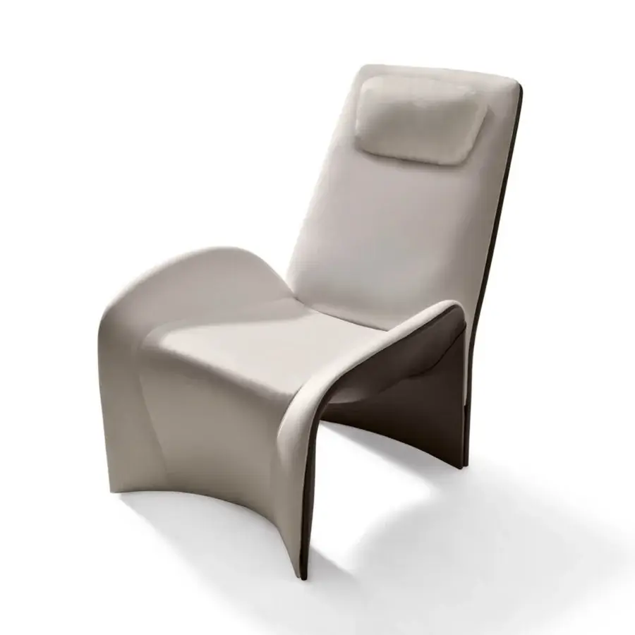 Exclusive Giorgetti Eva lounge chair with sculpted form in shiny lacquered beige and satin finish base