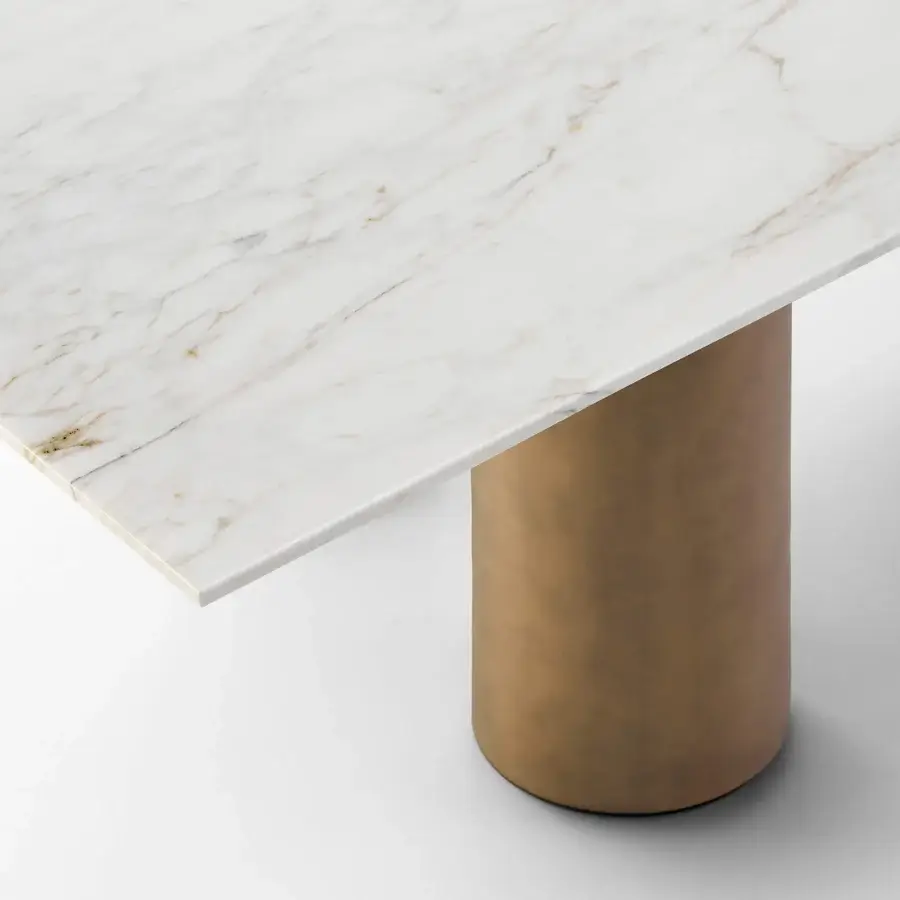Superior Acerbis Serenissimo table with Calacatta gold marble tabletop and golden satin encaustic pedestal base