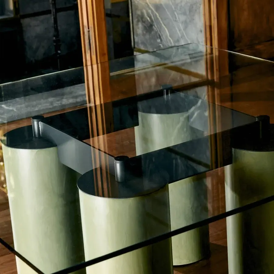 Exceptional Acerbis Serenissimo table with transparent tempered glass top and pale green marble base crafted with sandblasted blown glass