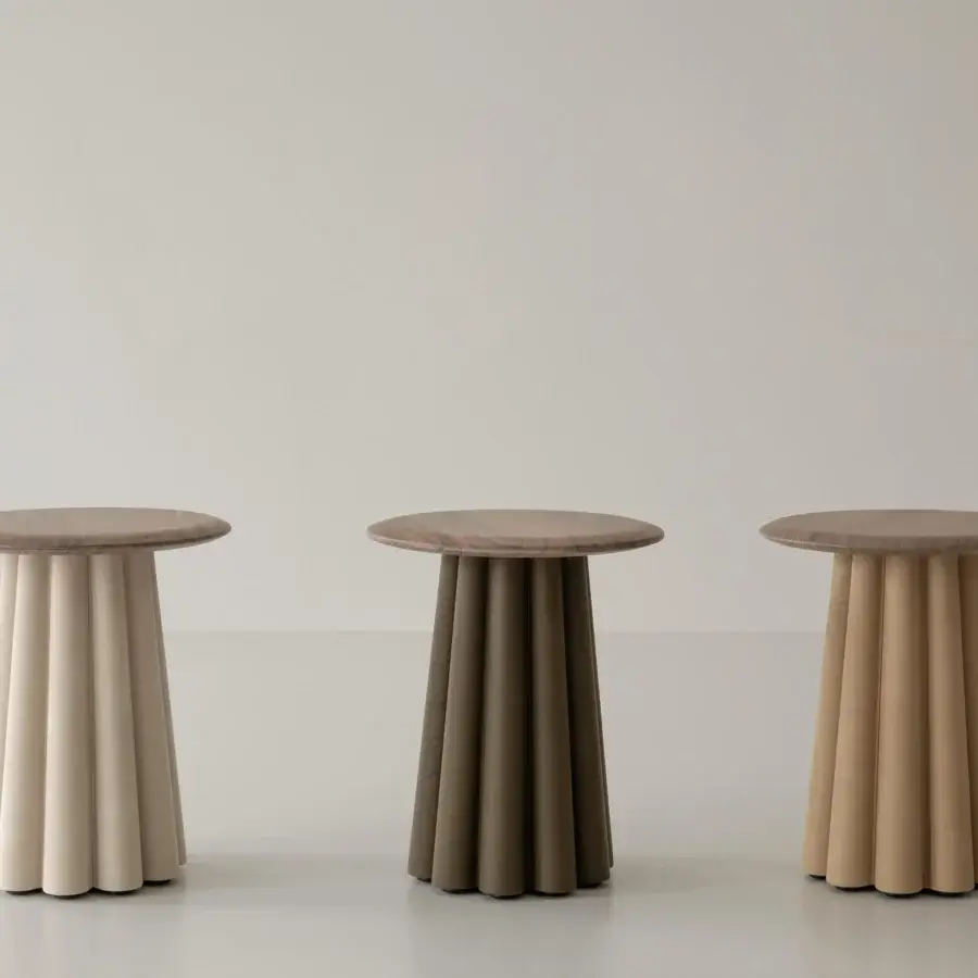 Elegant Cierre1972 Budino side table in pale beige ribbed synthetic material with a satin medium-brown wood tabletop
