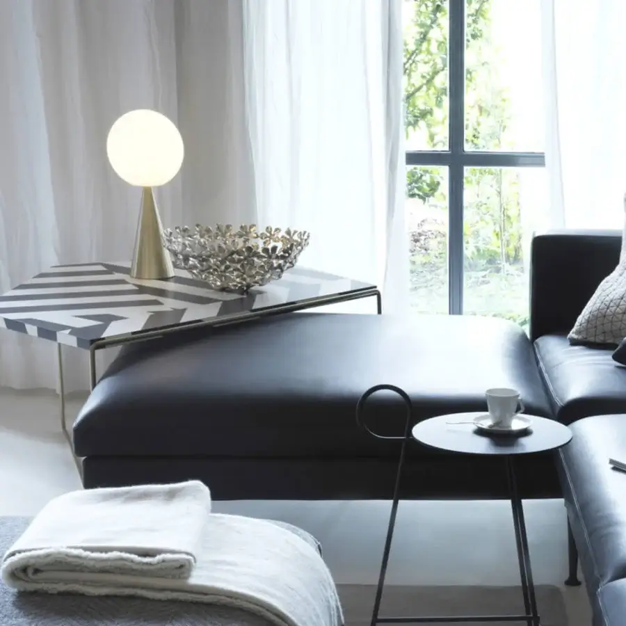 Superior FontanaArte Bilia table lamp with a white blown glass lampshade and high-end metal frame in gold tone with satin finish