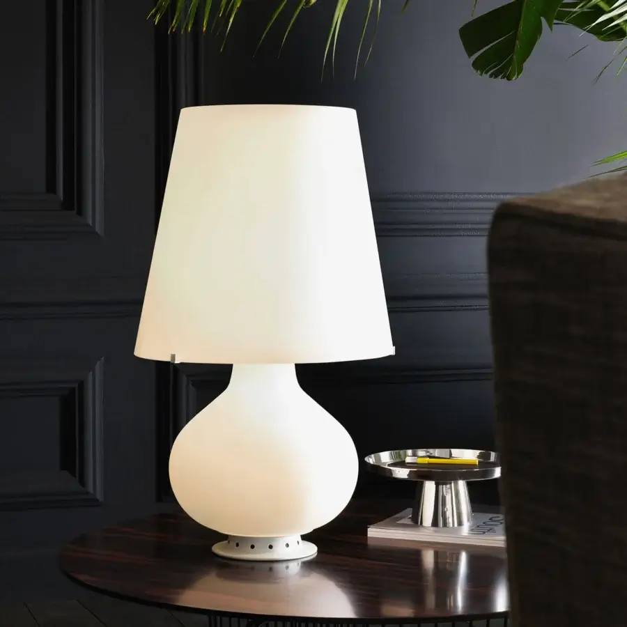 Distinguished FontanaArte Fontana 1853 lamp crafted in off-white synthetic material with a smooth matte finish