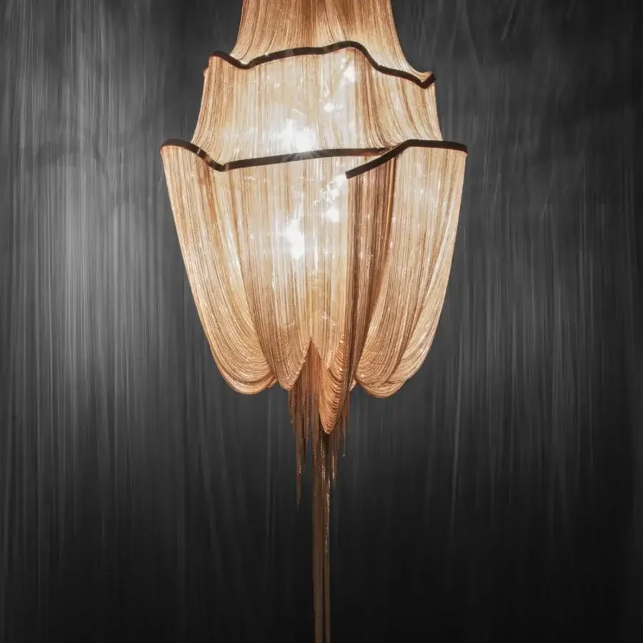 Exceptional Terzani Atlantis suspension lamp handcrafted in draped brass chains with a warm gold satin finish