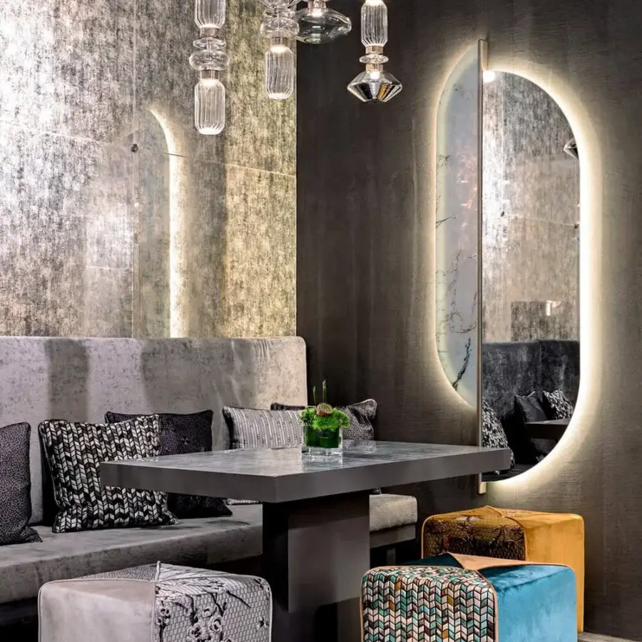 Exceptional Sicis Shared Mirror with captivating Vetrite glass and extra-clear mirror surfaces in coated lacquer