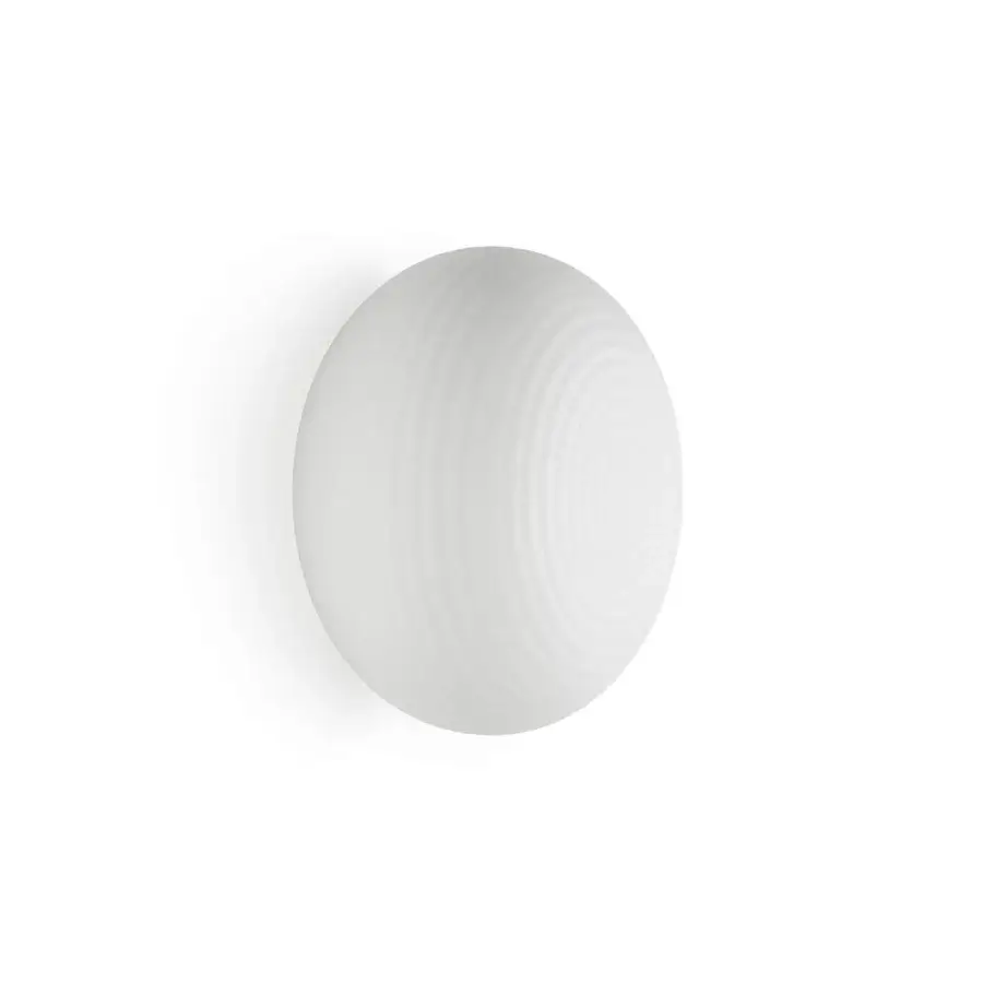 Elegant FontanaArte Bianca lamp, a wall fixture crafted in mouth-blown white glass with etched grooves and a matt white metal support