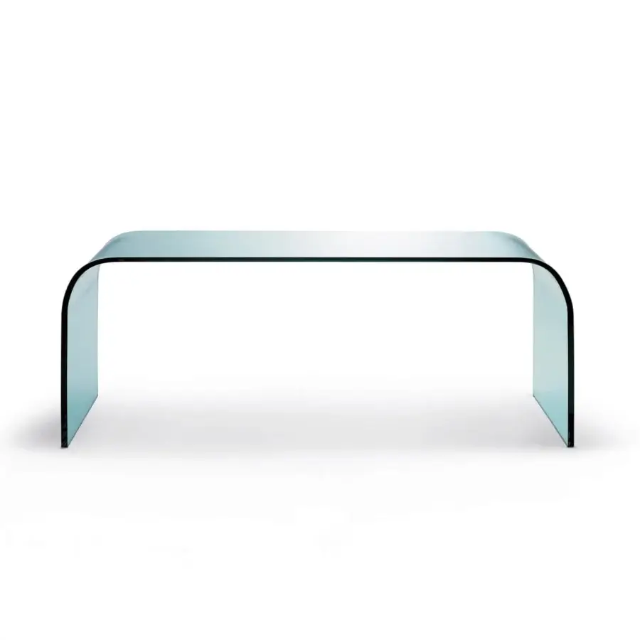 Distinguished FontanaArte Fontana coffee table crafted in transparent glass with significantly curved sides and seamless form