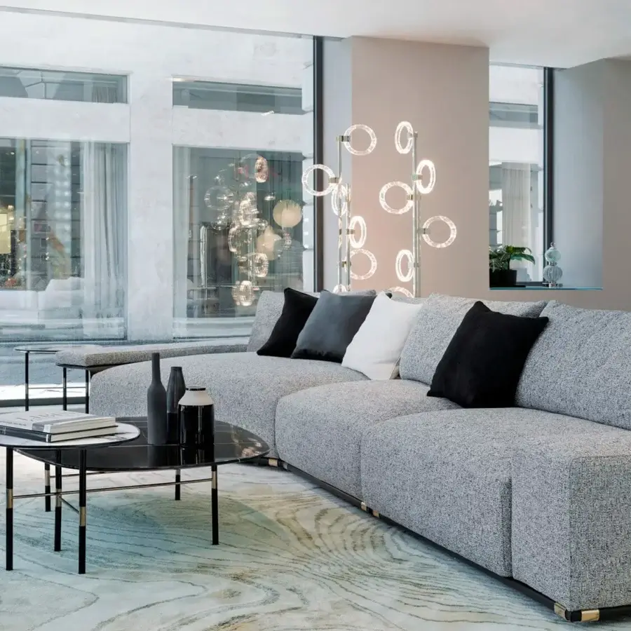 Superior Sicis Polo floor lamp crafted in metal with transparent methacrylate diffuser rings and champagne finish