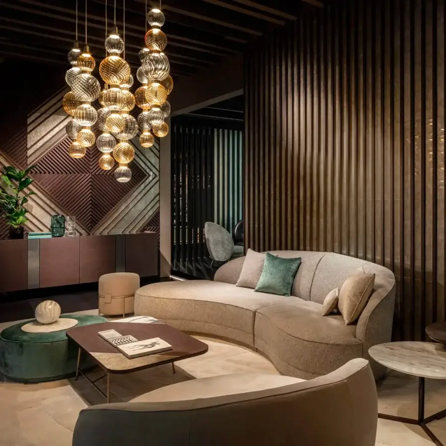 Luxury Sicis Drop suspension lamp with hand-blown Pyrex glass spheres held within satin gold metal frames