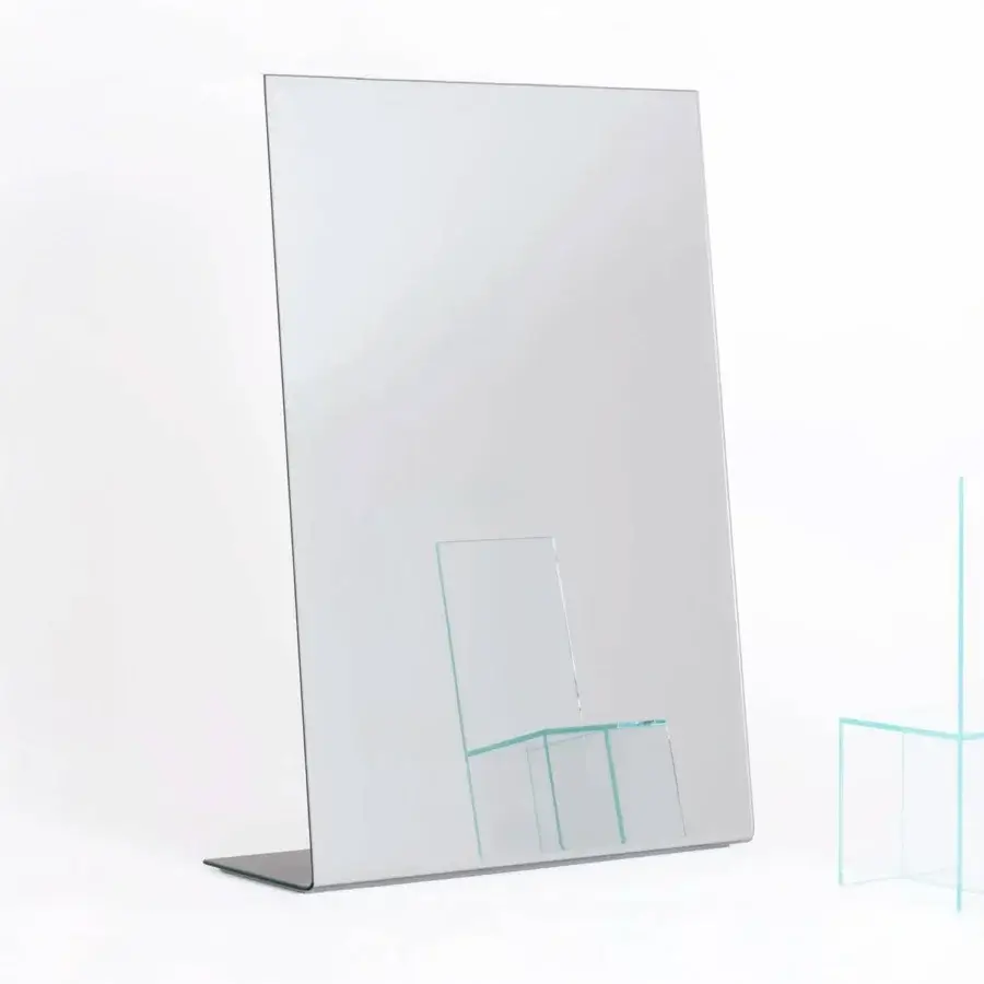 Distinguished Glas Italia I mirror built from curved extra-clear glass with silvered and silver-grey lacquered backing