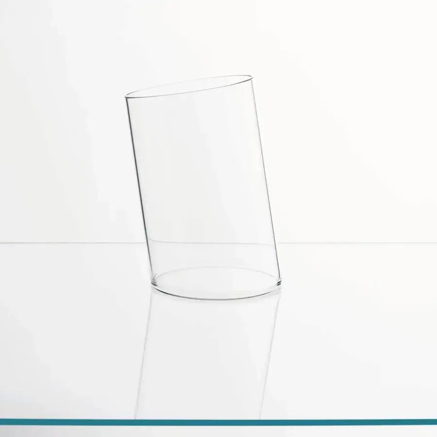 Superior Glas Italia Bow vase crafted in transparent borosilicate glass with a glossy, inclined cylindrical form