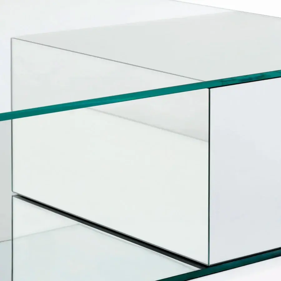 Exceptional Glas Italia Ollie coffee table crafted with extra-clear tempered glass and selectively mirrored teal linear elements