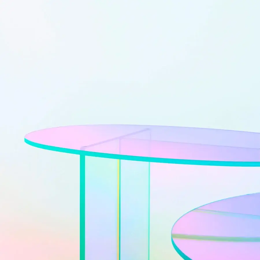 Luxury Glas Italia Shimmer coffee table crafted in laminated and glued glass with iridescent multichromatic finish