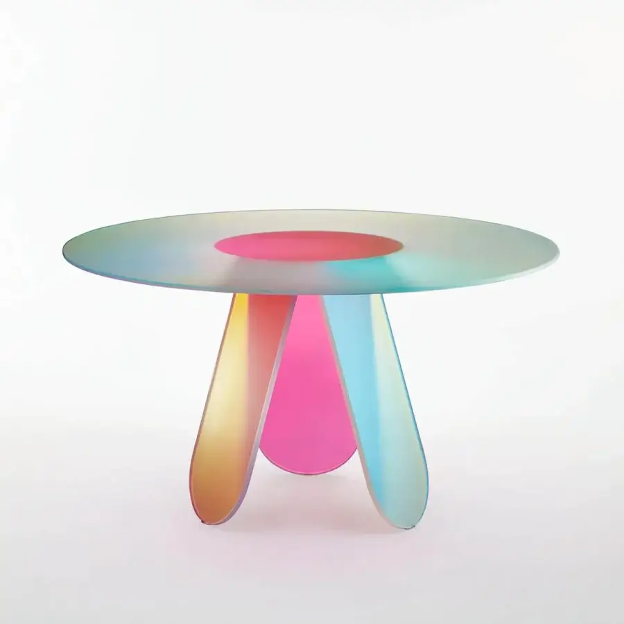 Luxury Glas Italia Shimmer table crafted from laminated and glued glass with iridescent multichromatic radial finish