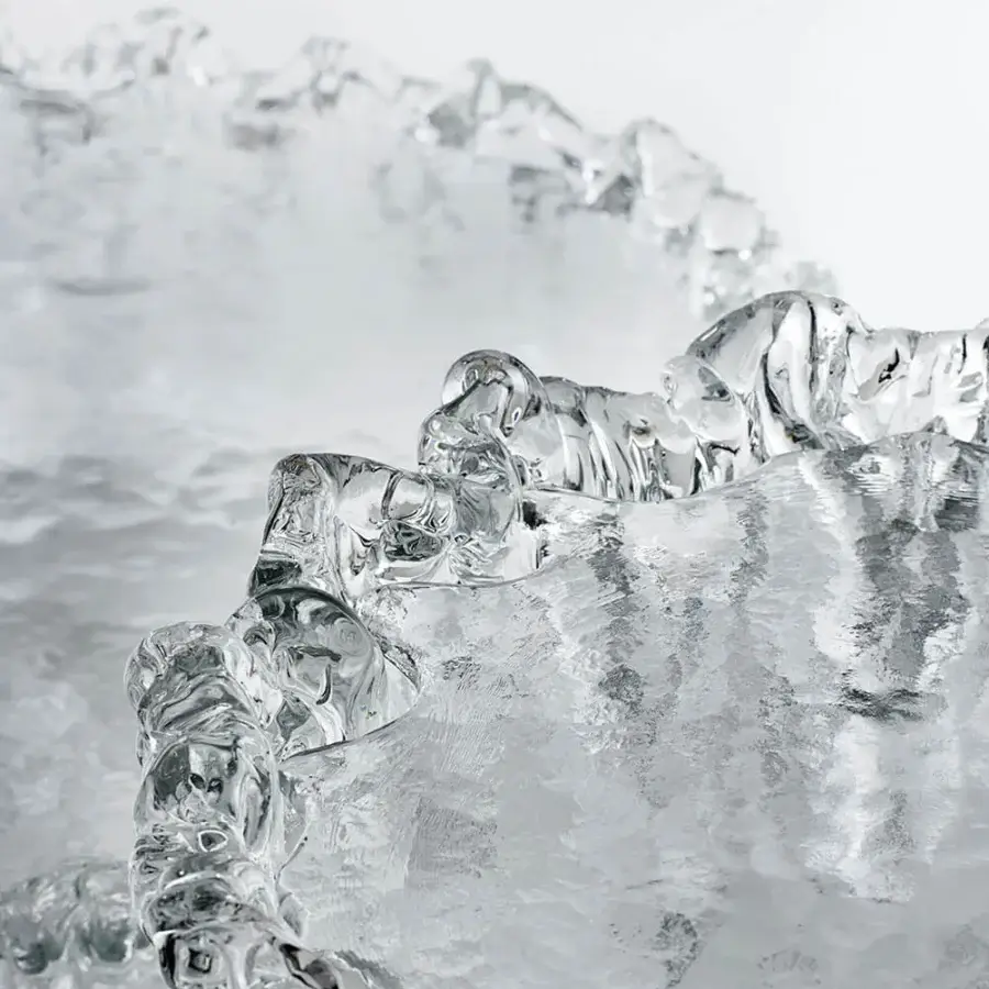 Exceptional Glas Italia Fountain Murano table sculpted in transparent poured glass with glossy curves