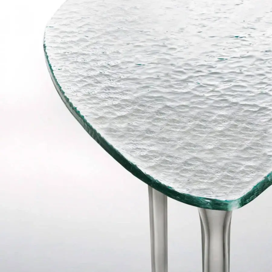 Distinguished Glas Italia Specchio di Venere table with rippled silvered glass and delicate green-tinted edges built with polished metal legs