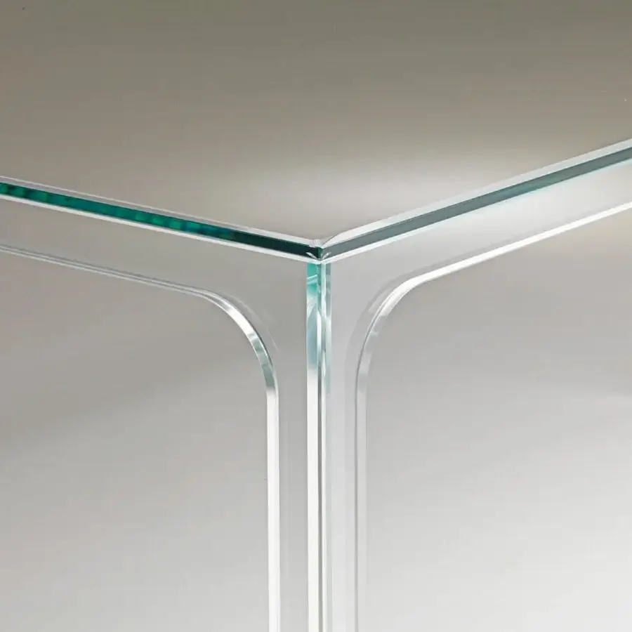 Superior Glas Italia Oscar table built in transparent extralight and tempered glass with light-green bonding and glossy finish