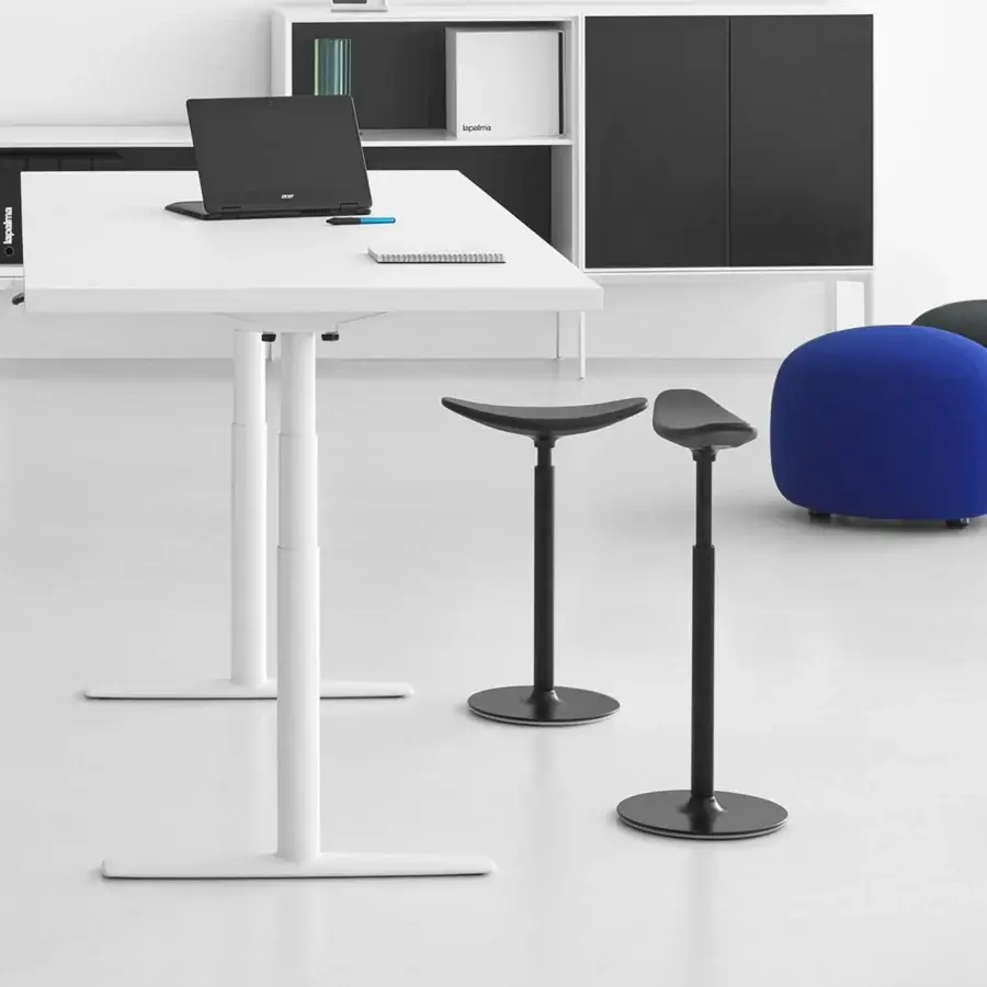 Elegant Lapalma Ryo stool with contoured seat and cylindrical matte black metal base crafted in Italy