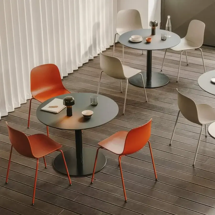 Distinguished Lapalma Rondò table with dark lacquered MDF tabletop and zinc-plated stainless steel base crafted in a linen fabric pattern