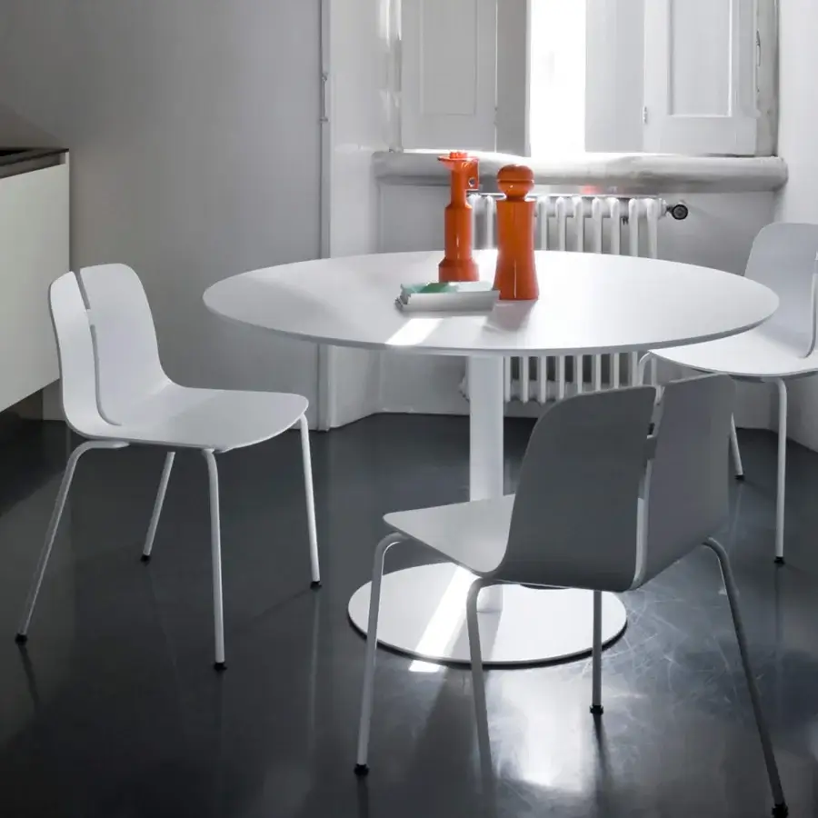Superior Lapalma Rondò table with wide circular white lacquered MDF tabletop and linen fabric patterned stainless steel base