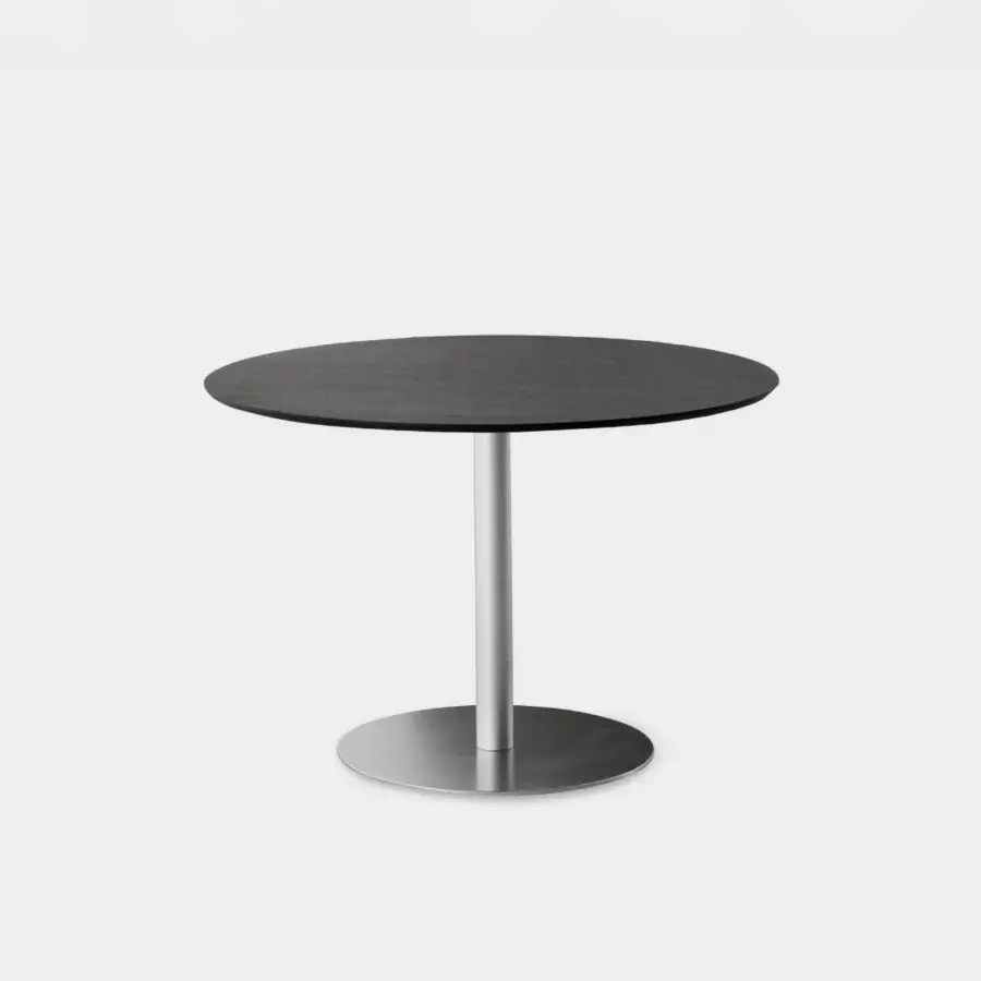 Distinguished Lapalma Rondò table with dark lacquered tabletop and zinc-plated base clad in stainless steel with a linen fabric pattern