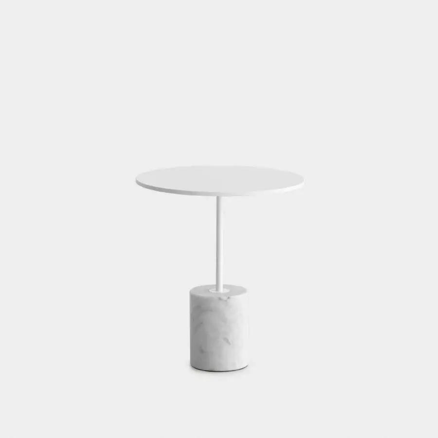 Superior Lapalma Jey side table with white-coated tabletop and polished marble base exhibiting grey veining