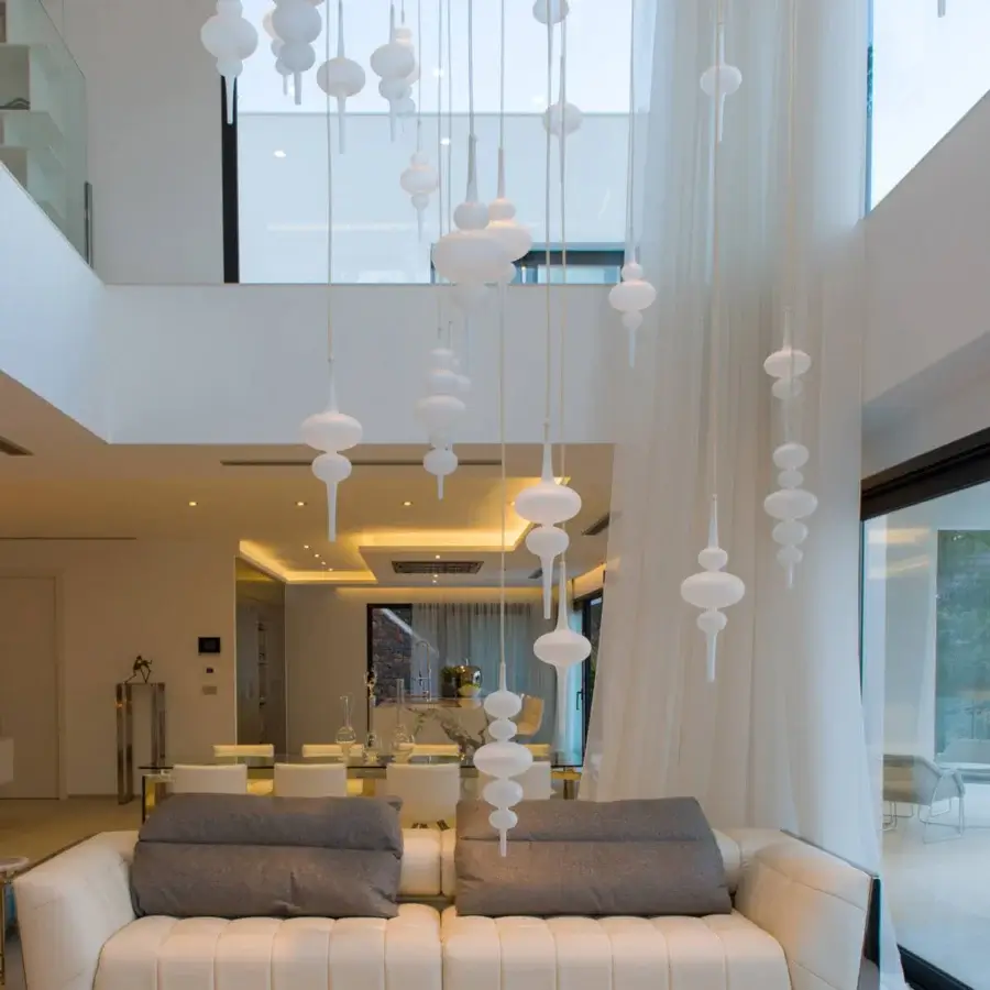 Exceptional melogranoblu Hydra - Alpha suspension lamp with translucent hand-blown glass pendants and mirror metal finish