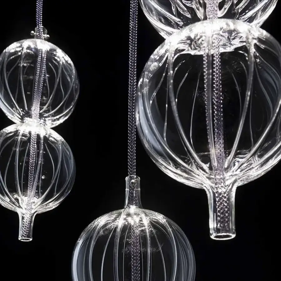 Distinguished melogranoblu Hydra - Lambda suspension lamp with hand-blown glass pendants and mirror sheen metal crafted in an organic clustered form