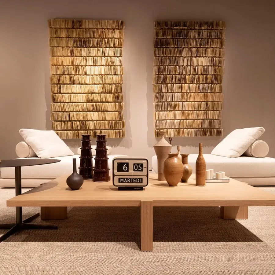 Exceptional Verzelloni Lands daybed crafted in light woven textile with satin-finish beech wood and recessed black lacquered feet