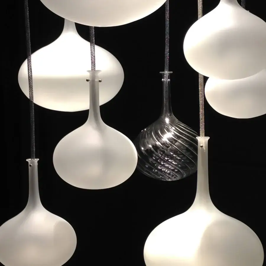Superior melogranoblu Hydra Onion suspension lamp with hand-blown frosted glass shades and mirror-finish metal ceiling light