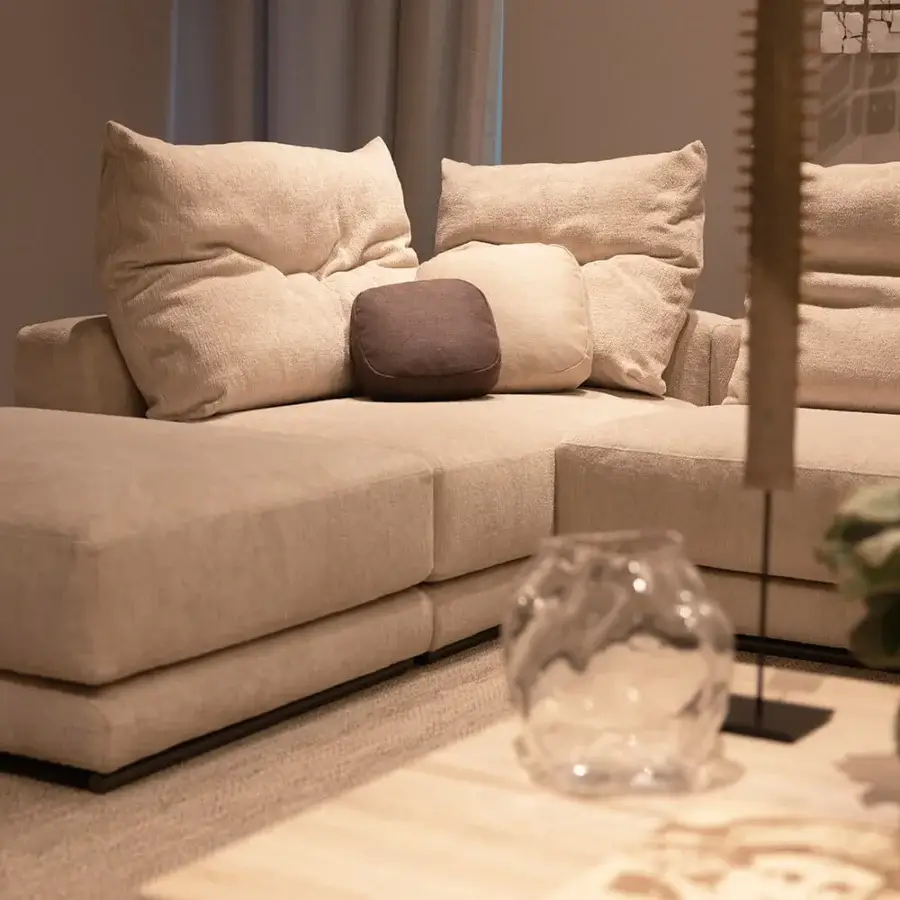 Refined Verzelloni Tivoli coffee table with light oak wood tabletop and Black Lacquered open-pore oak base in satin finish