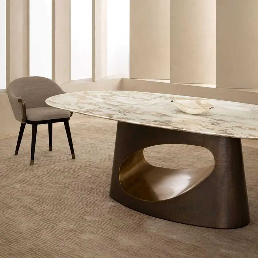 Exceptional Rugiano Ring table with beige, gold and gray veined marble tabletop and dramatically sculpted bronze base