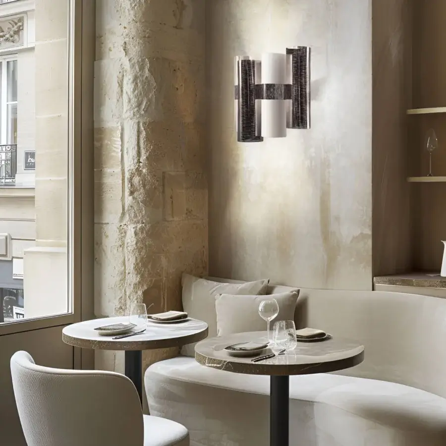 Elegant Slamp La Lollo wall lamp with a gradient finish crafted in Lentiflex® and Opalflex® technopolymers