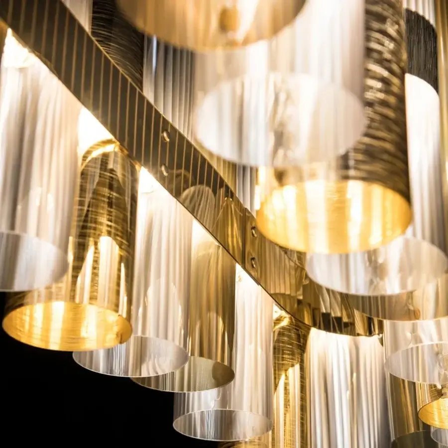Captivating Slamp La Lollo Linear suspension lamp built in technopolymer with Lentiflex® and cold foil Opalflex® finish