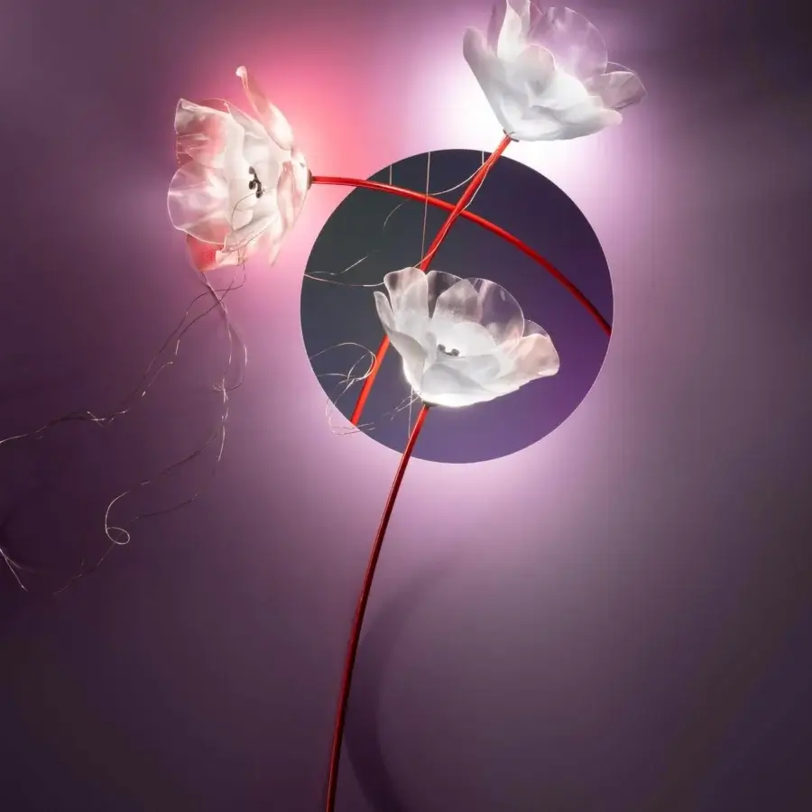 Superior Slamp Poppy suspension lamp handcrafted in translucent technopolymer with red-painted brass stems and Lentiflex® petals