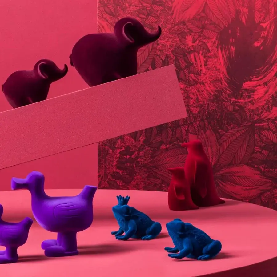 Lavish Adriani e Rossi Prince & Queen sculpture pair with ceramic frogs crafted in petrol blue velvet exhibiting a smooth finish