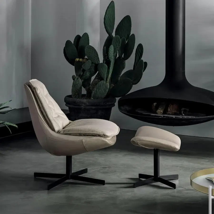 Distinctive Bontempi Daya swivel lounge chair with light beige textile upholstery and matte black metal frame