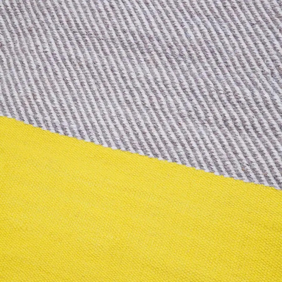 Exceptional Amini Khilim rug hand-woven in India from pure wool with bold geometric color block and hand-washed finish