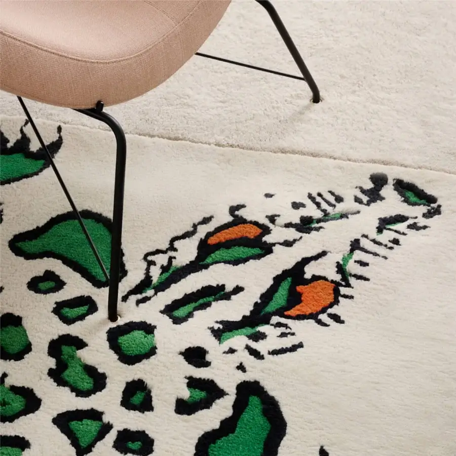 Exceptional Amini Tapidrago rug with a green dragon motif against cream pure wool, hand-washed and carved finish
