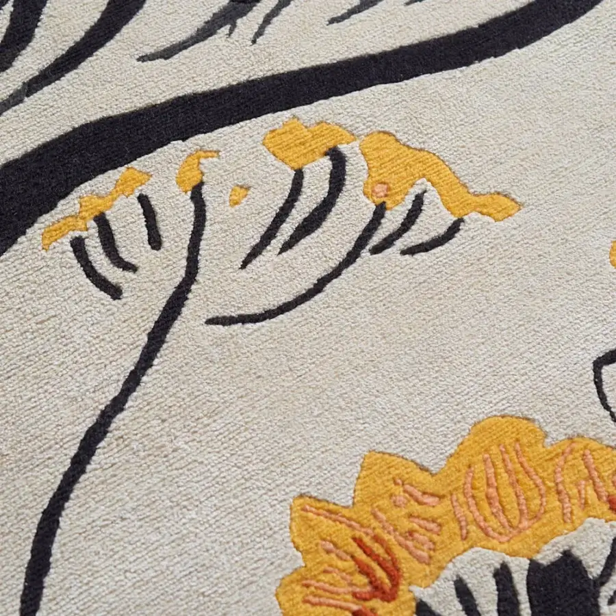 Lavish Amini Valparaise rug with abstract floral design hand-knotted in silk and New Zealand wool with carved texture