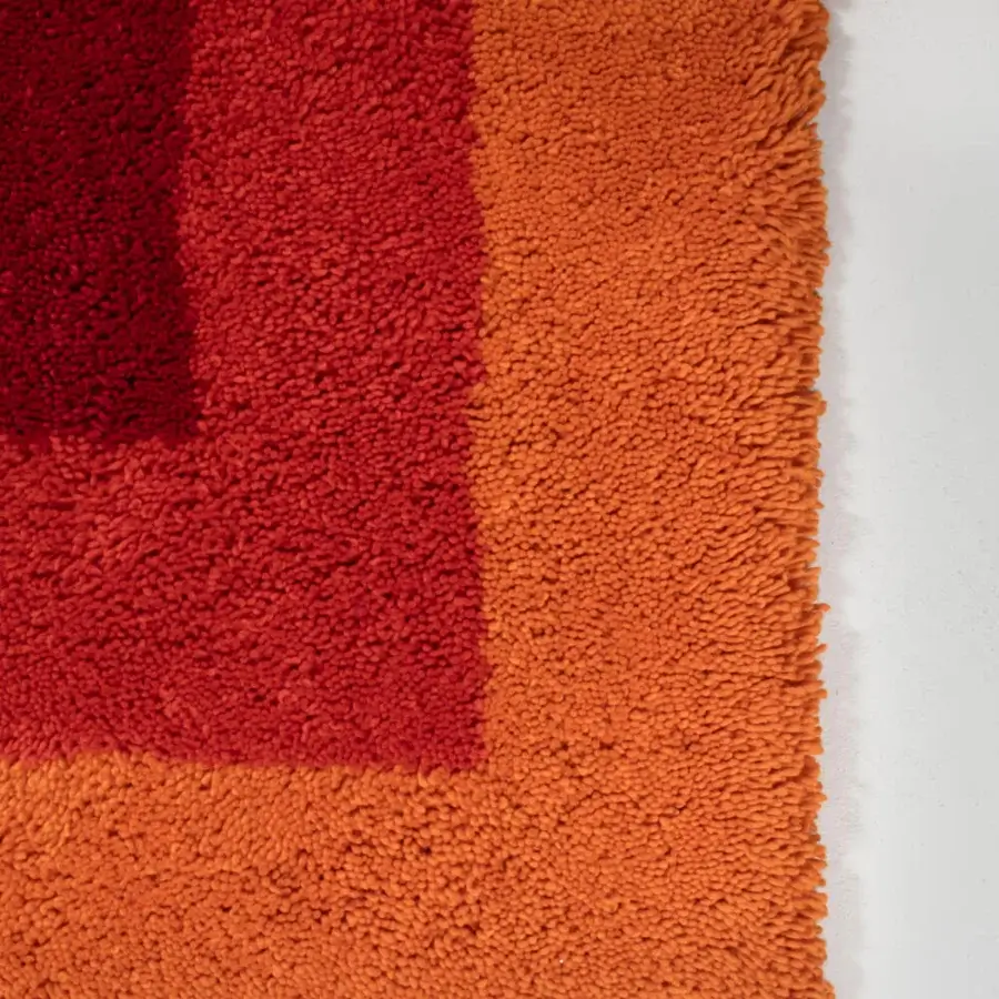 Superior Amini Romantica-Square rug hand-tufted in New Zealand wool with vibrant color blocking and a carved finish